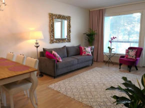 Charming Pine View Apartment in Vantaa